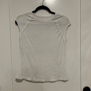 Classic White Women's Top fitted size medium